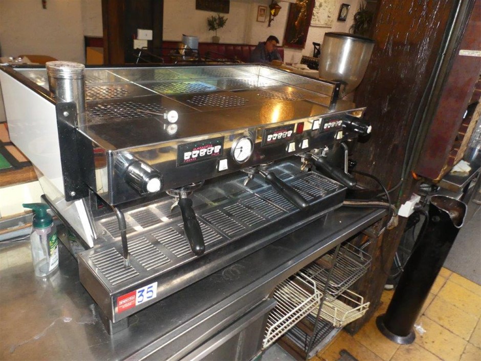 LA MARZOCCO 3AV Coffee Machine (3x Head)