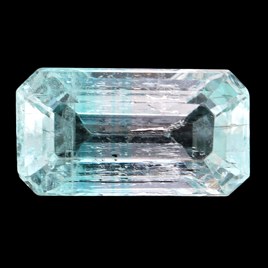 1.49 Carats Green Beryl Emerald