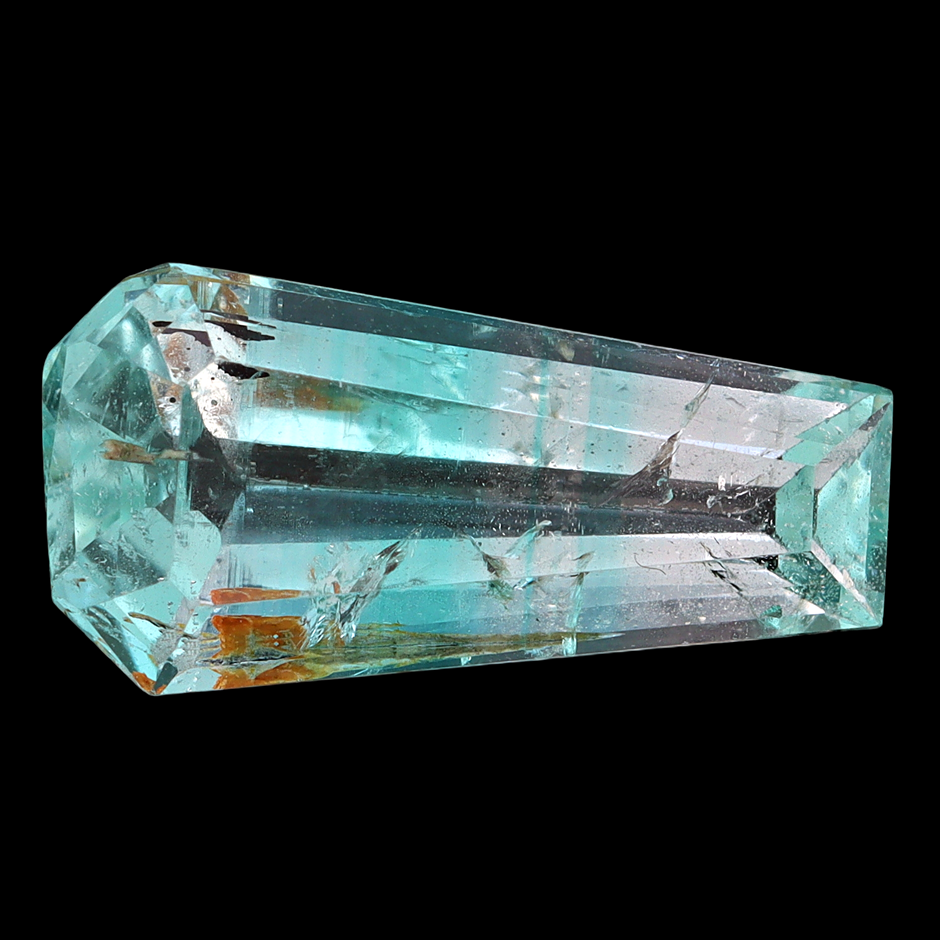 2.16 Carats Green Beryl Emerald
