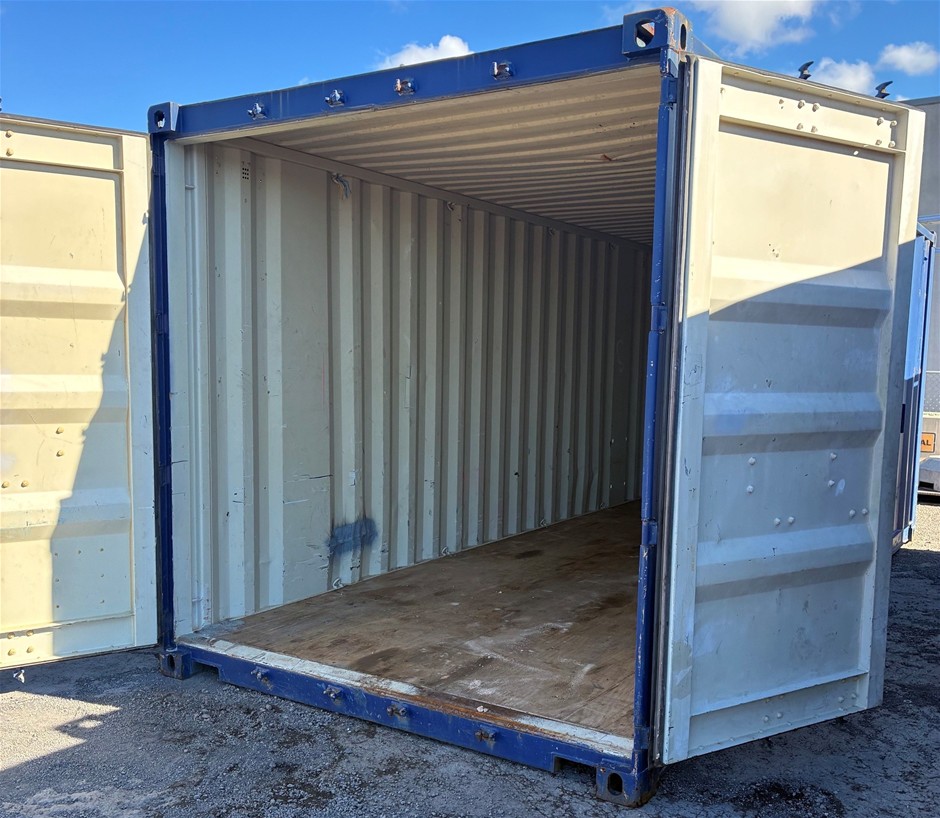 Container - 6.0m x 2.4m - Wollongong 