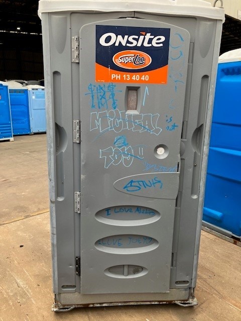 Portable Toilet - Fresh Water Flush - Glendenning