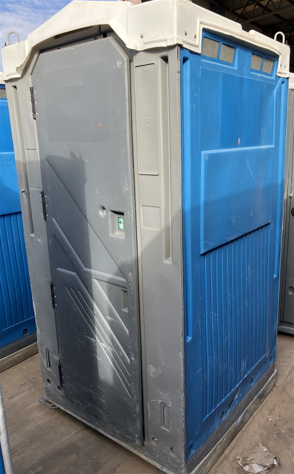 Portable Toilet - Fresh Water Flush - Glendenning