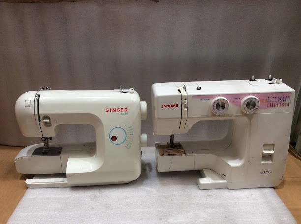 Singer 5510&Janome MS2008 Sewing Machine (Lot of 2)
