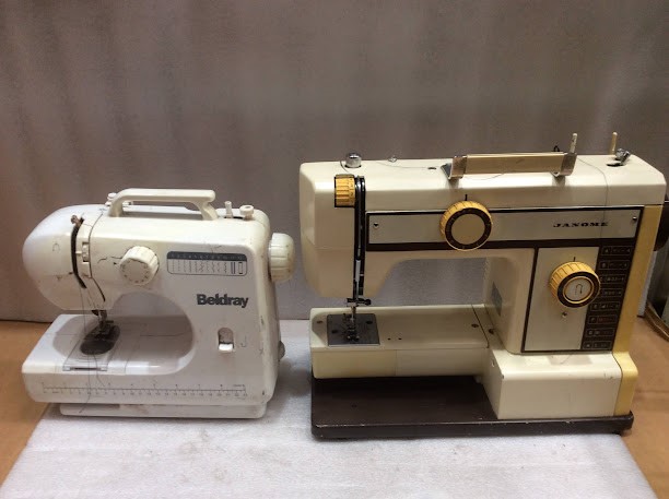 Beldray BEL0092CUDFOB&Janome Sewing Machine (Lot of 2)