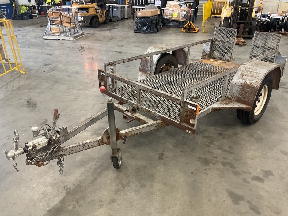 <p>Single Plant Trailer</p>