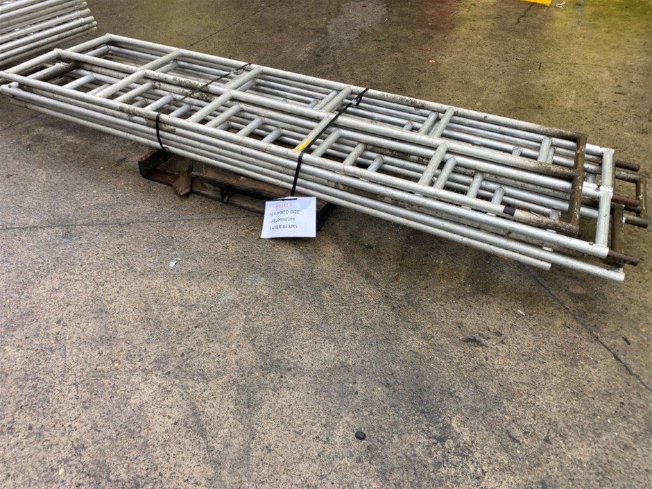 10 x Assorted Aluminium Layer Beams