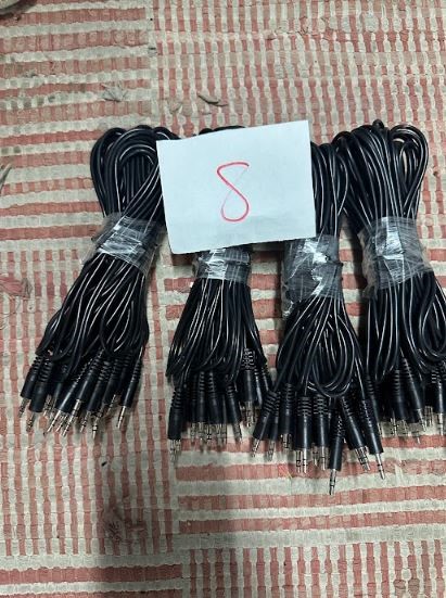 Large Quantity of audio leads