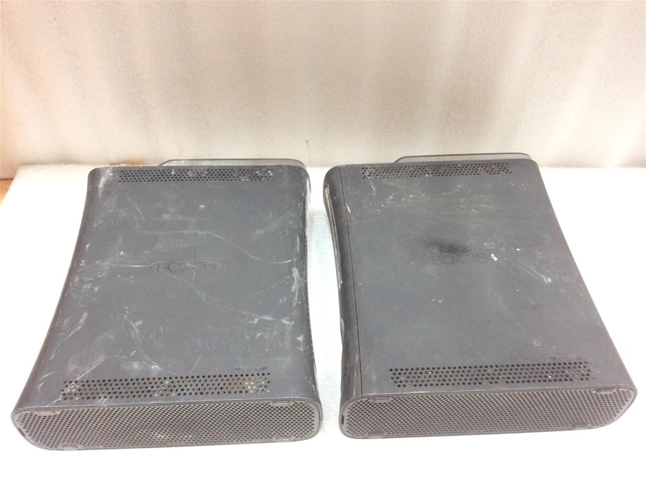 Microsoft Xbox 360 Consoles (Lot of 2)