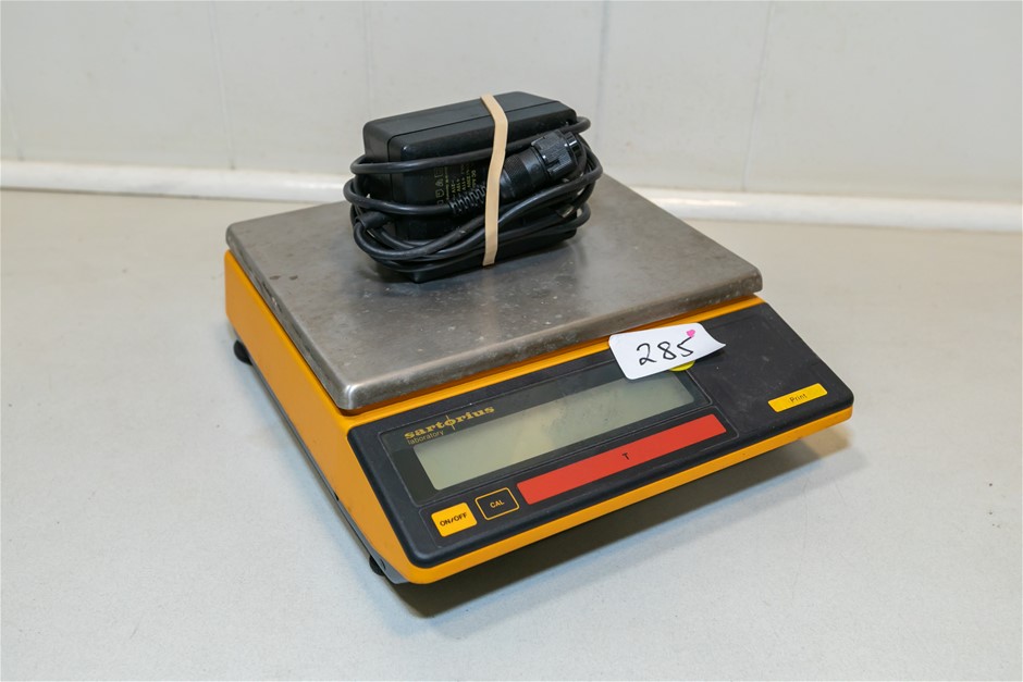 Balance Precision 2.2kg x 0.01g