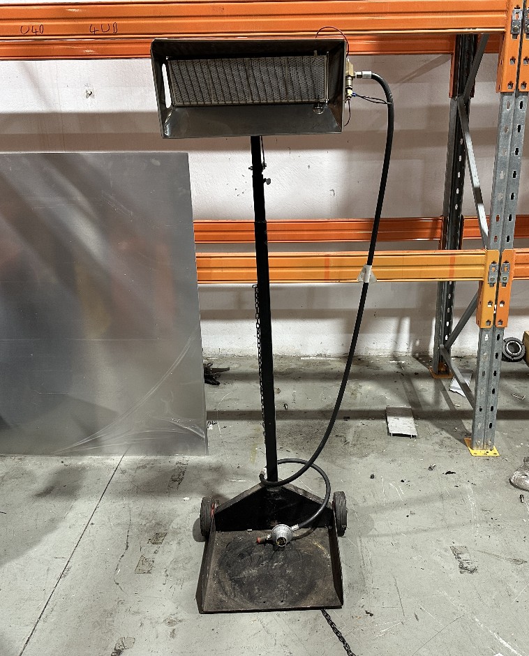 <p>Propane Gas Heater Hurll Nu-Way Trolley</p>