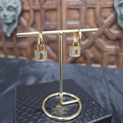 22K/Italy Gold Filled Earring -(stamped 22K/Italy)-Bonus Gift