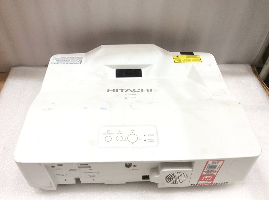 Hitachi LP-AW4001 LCD Projector