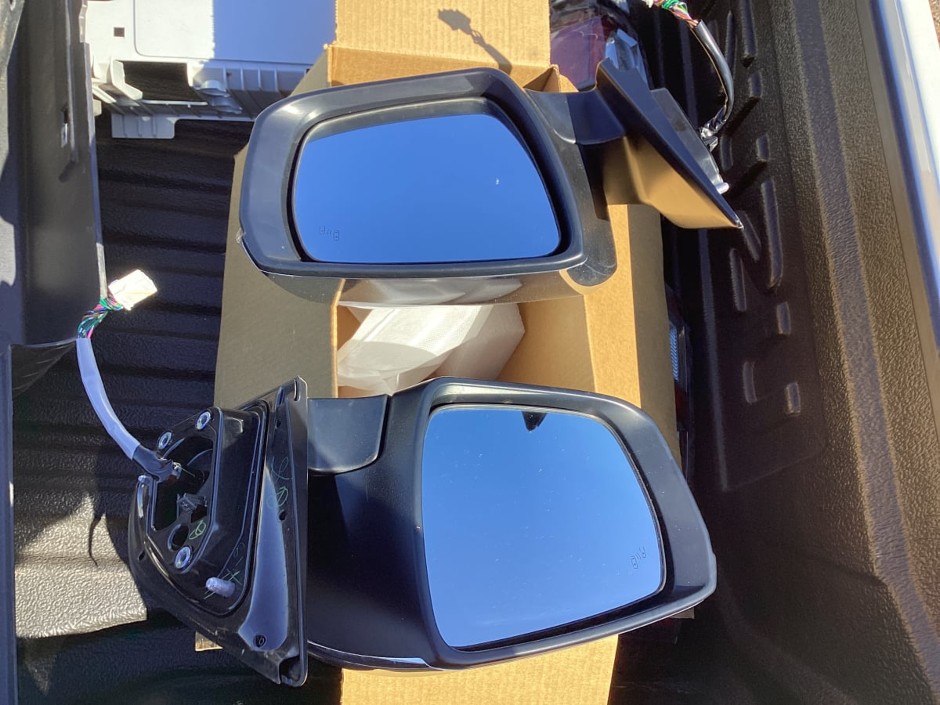 2025 D-Max Side Mirrors