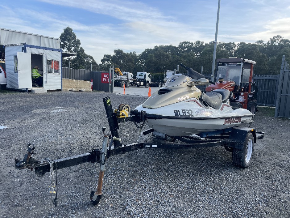 <p>1999 Seadoo GTX Jet Ski</p>