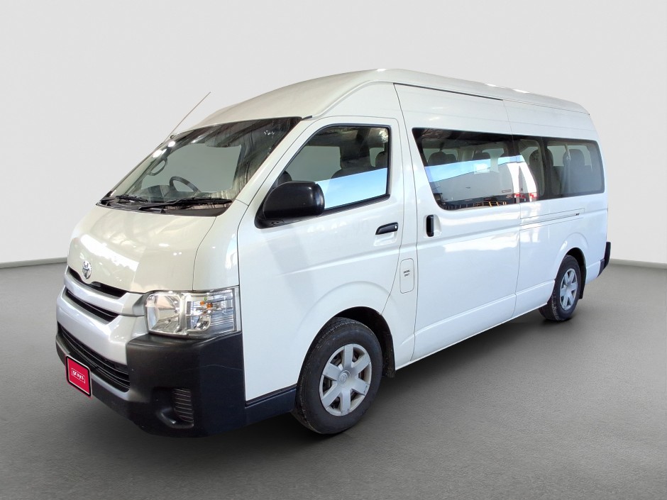2014 Toyota Hiace Commuter Diesel Auto 12 seat.