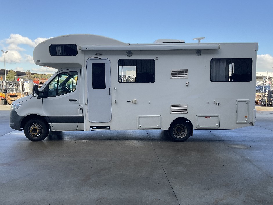 2019 Mercedes-Benz Sprinter Motor Home