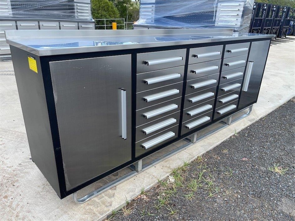 18 Drawer Stainless Steel Work Bench(10ft)(Unused)