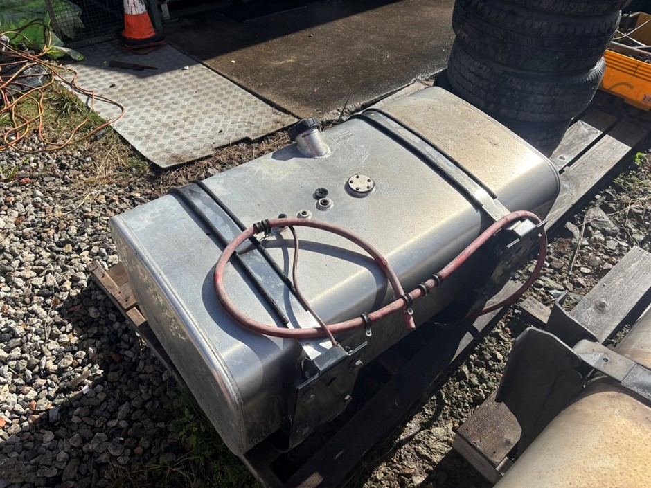 300L Diesel Fuel Tank (Suit Rigid Truck)