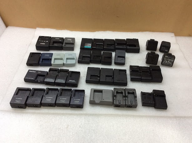 Fujifilm/Olympus/Pentax/Panasonic Ac Adapter/Charger Lot 40
