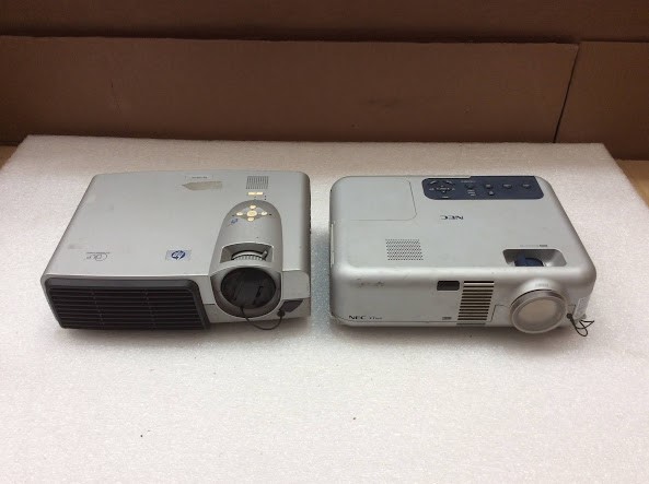 NEC VT660&HP vp6120 Projector (Lot of 2)