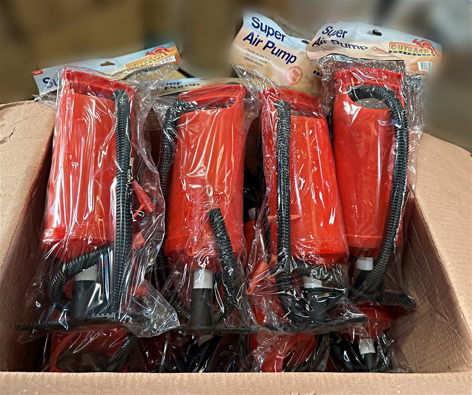 16 x Outback Australia Super Air Pump, Flexible non-kink hose, universal ad