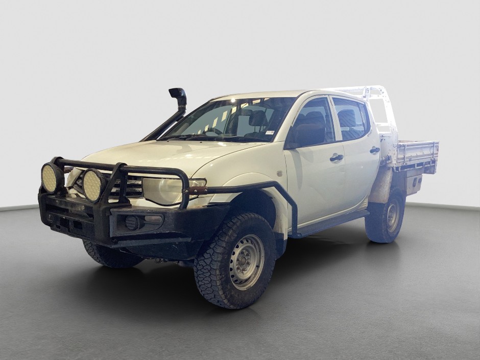 0003-23500616 · 2013 Mitsubishi Triton GLX Diesel