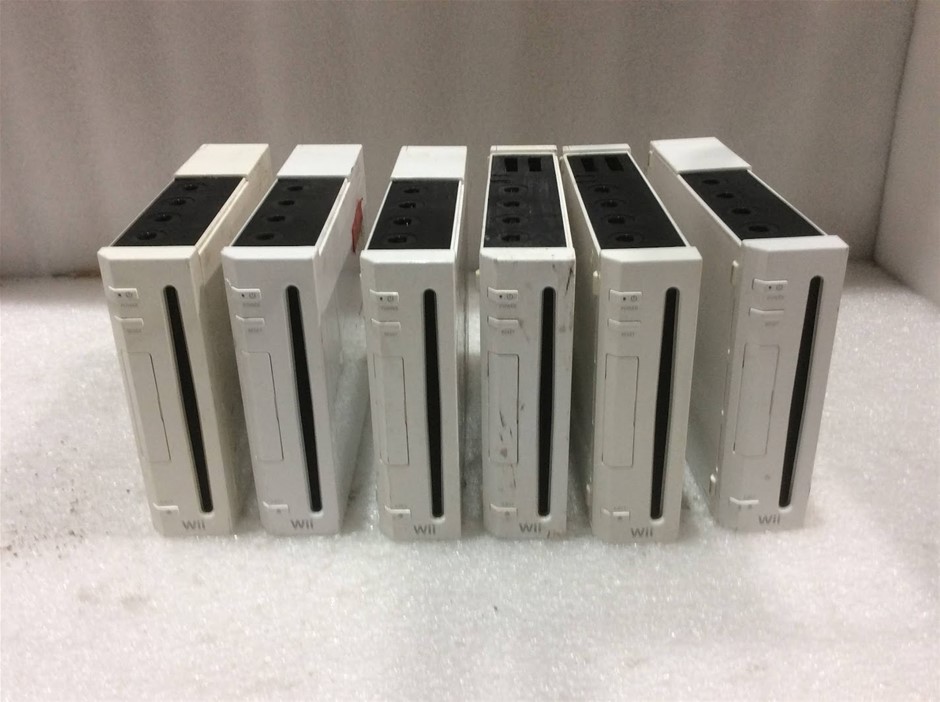 Nintendo Wii RVL-001 Game Consoles (Lot of 6)