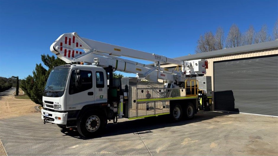 EOI - 2007 Isuzu FVZ 1400 Cherry Picker Truck / EWP