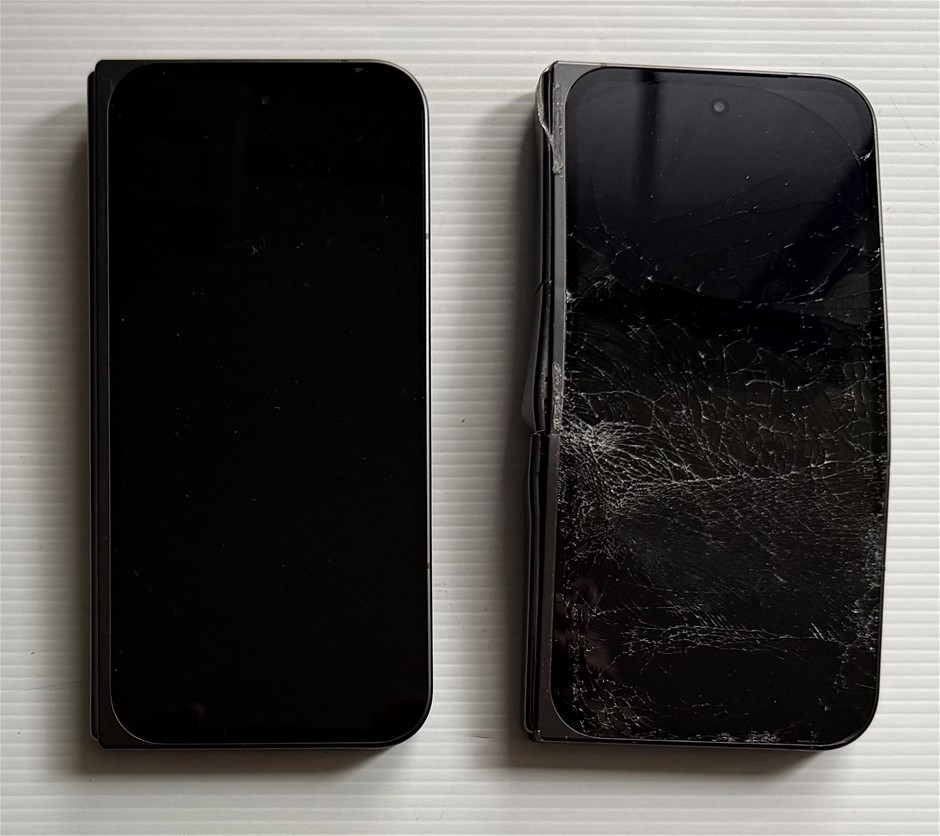 Google Pixel 9 Pro Fold 256Gb Black - For Parts (Lot of 2)