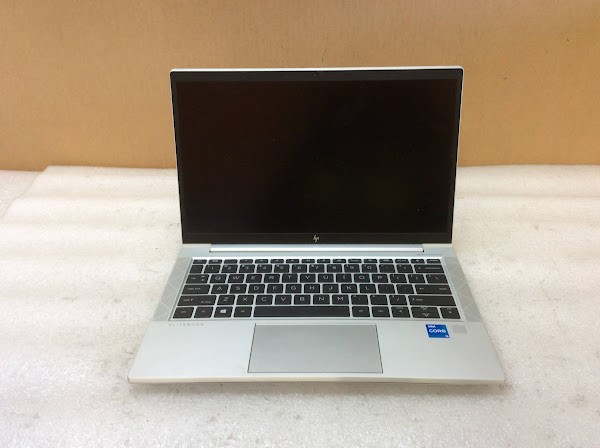 HP ELITEBOOK 830 G8 Laptop i5-1135g7 4GBRAM/256GB