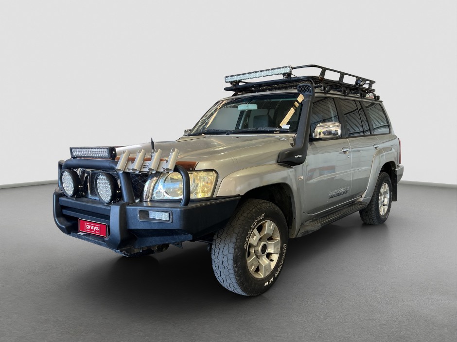 2009 Nissan Patrol ST Diesel