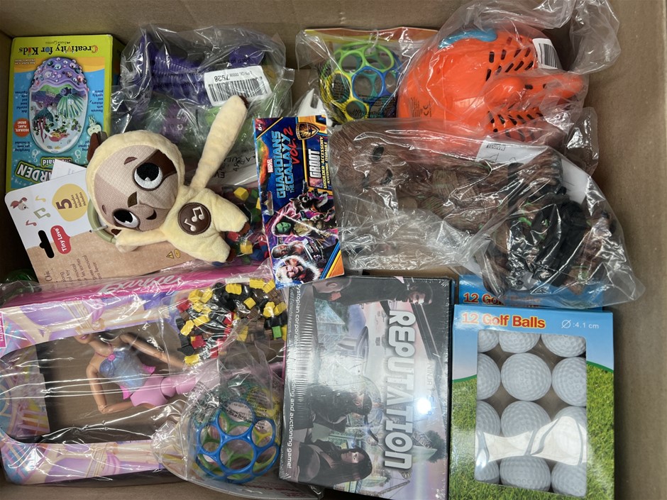 17 x ASSORTED MIXED TOYS BUNDLE; Incl. Barbie, Bubble Gun, Golf balls & mor