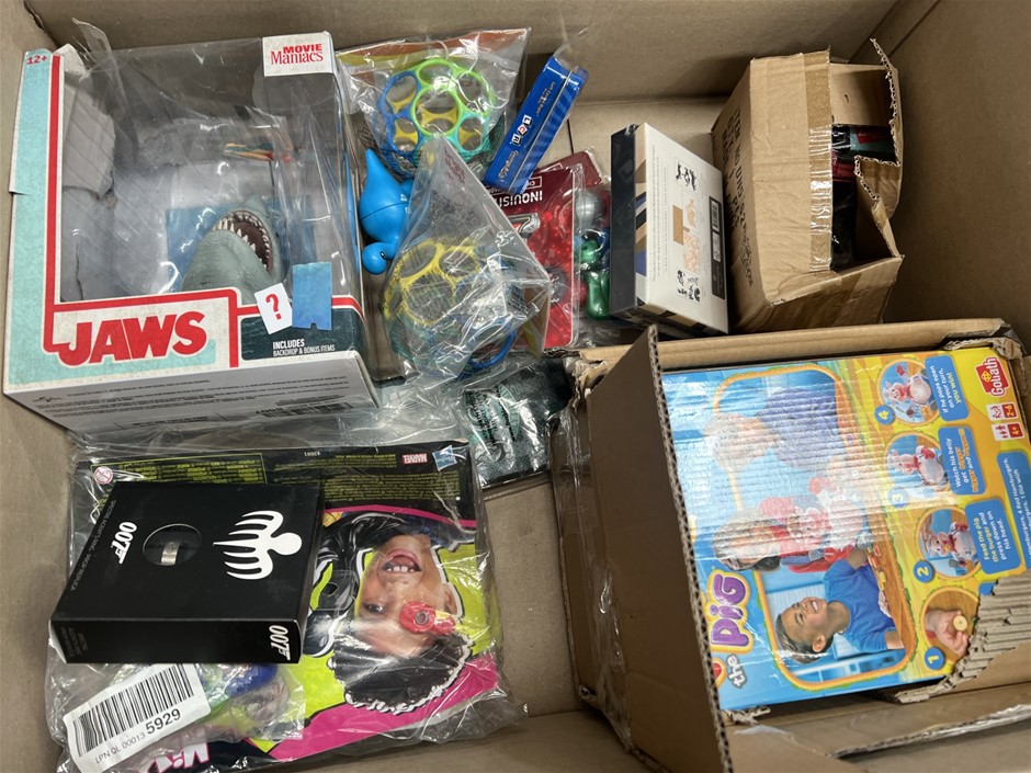 12 x ASSORTED TOYS; Incl. Jaws, Pop Pig, Kids grasp Toy, Pencil Grippers &