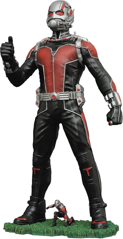 DIAMOND SELECT Marvel Gallery: Ant-Man Movie Version PVC Figure, 9"