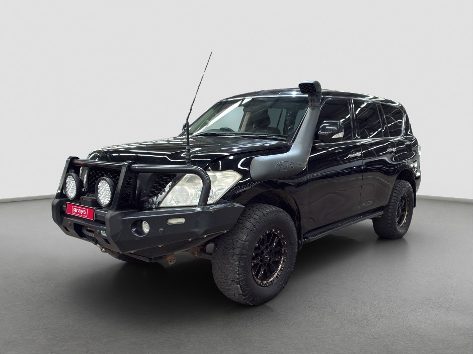 2013 Nissan Patrol ST-L Petrol