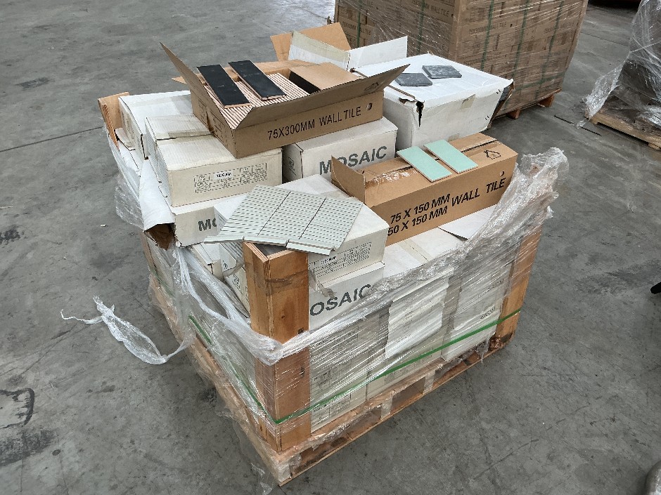 1 x Pallet Assorted Stripe & Wall Tiles