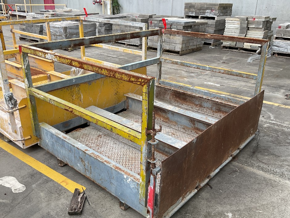 <p>Waste Industries 6 Bin Rotator</p>