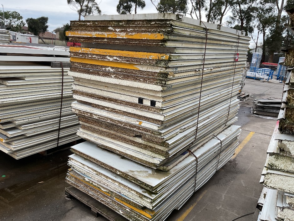 <p>Pallet of Coldroom Panel</p>