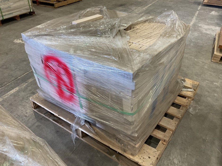 Pallet of Formbrick Tiles 280 * 48 *25mm
