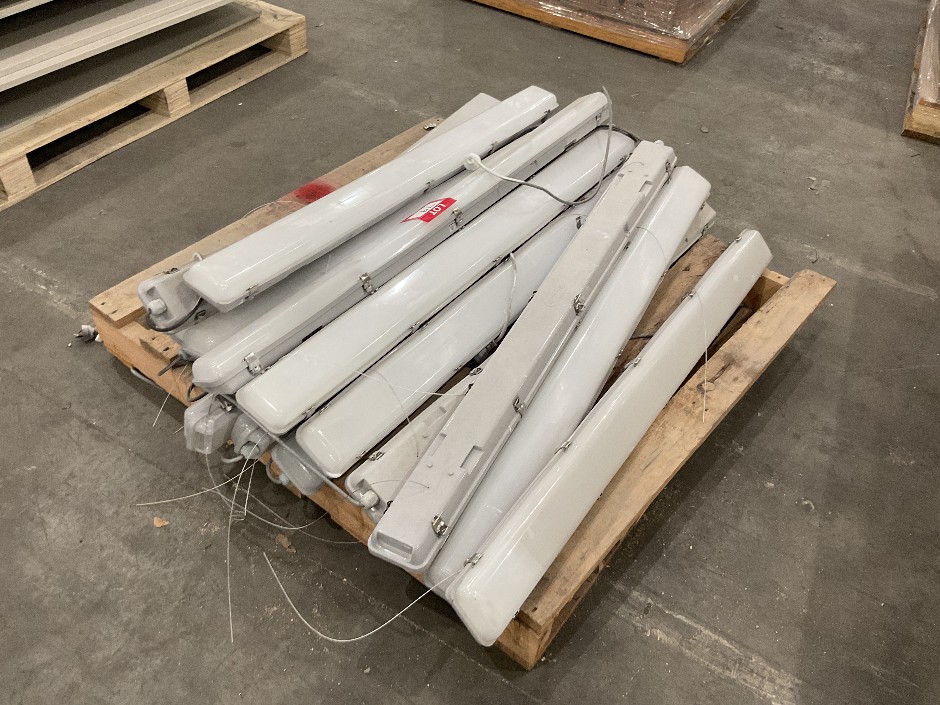 <p>Pallet of LED Batten Lights</p>