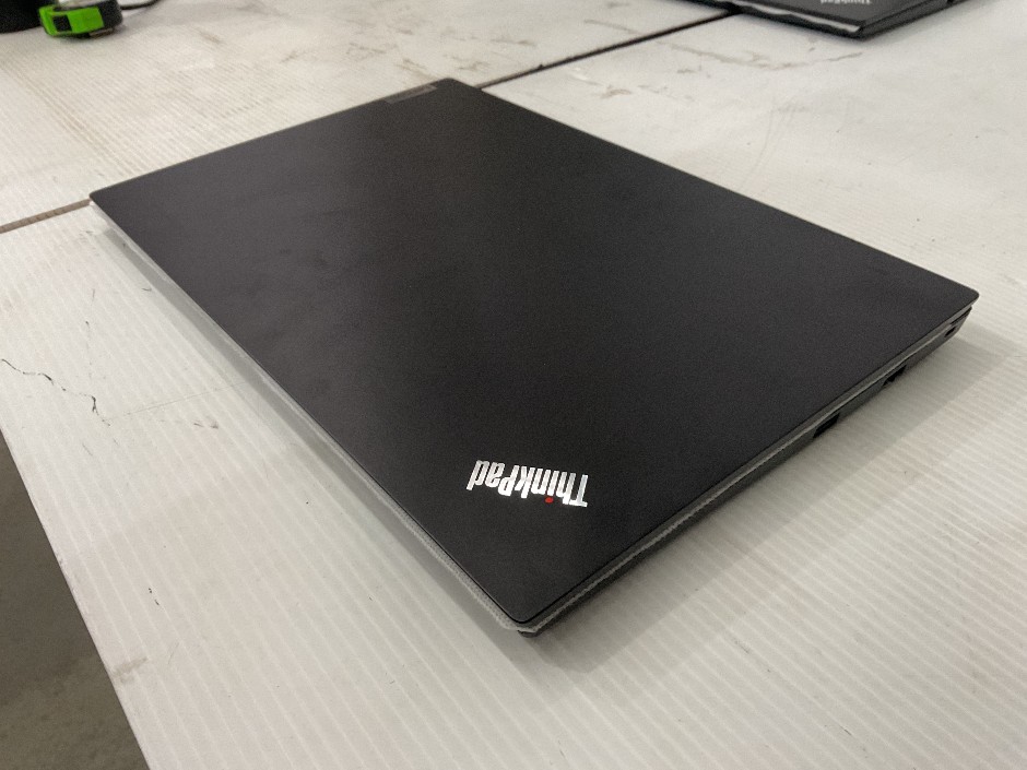 <p>Lenovo Linkpad E15 Gen 2 Laptop</p>