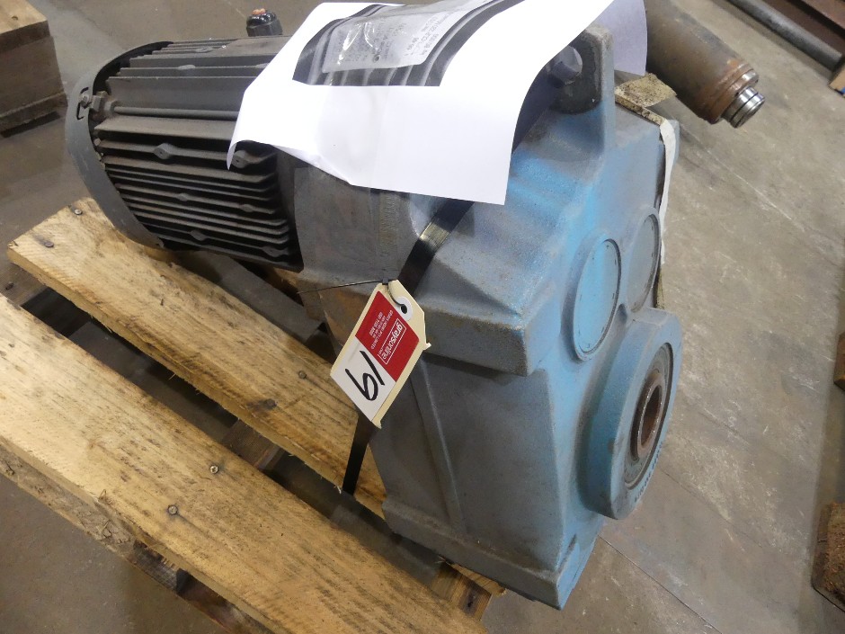 Sew Eurodrive Motor & Reduction Gearbox Assembly
