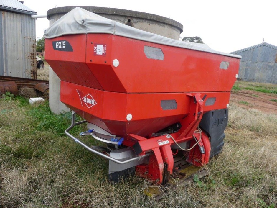 Kuhn Axis - M - 30.2 Spreader (Non Operational)
