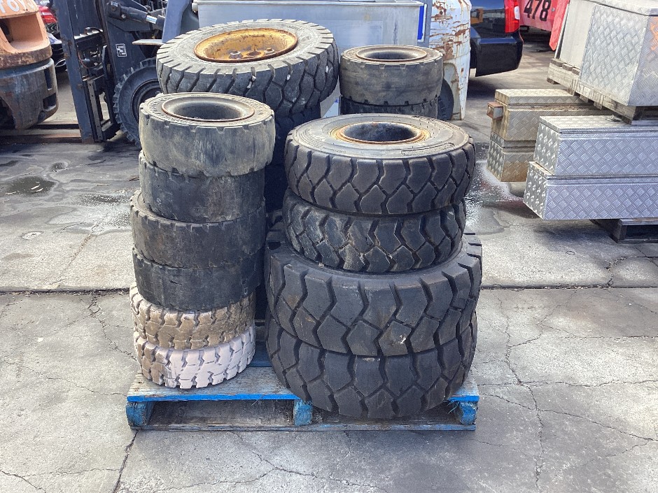 Forklift Tyres and Rims