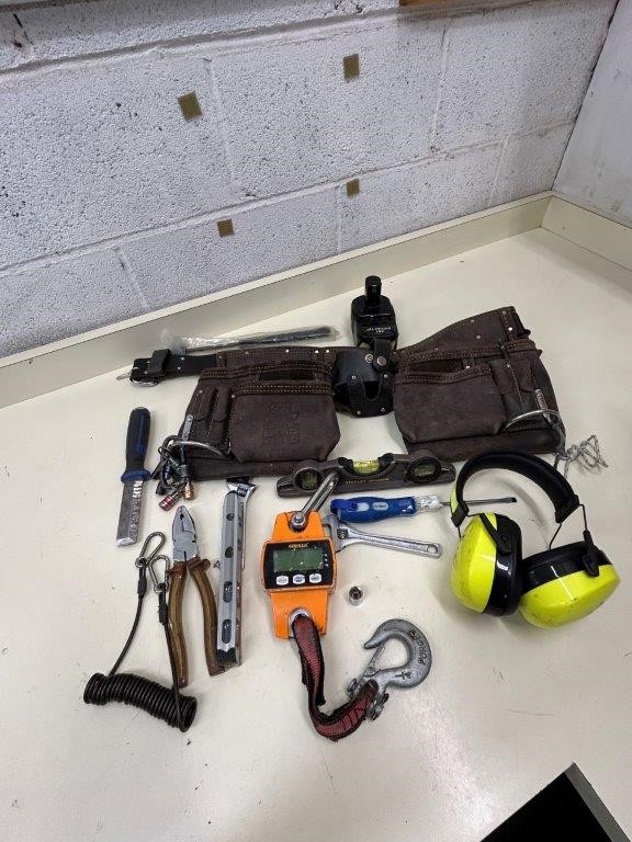 Quantity of Assorted Hand Tools & Leather Tool Belt