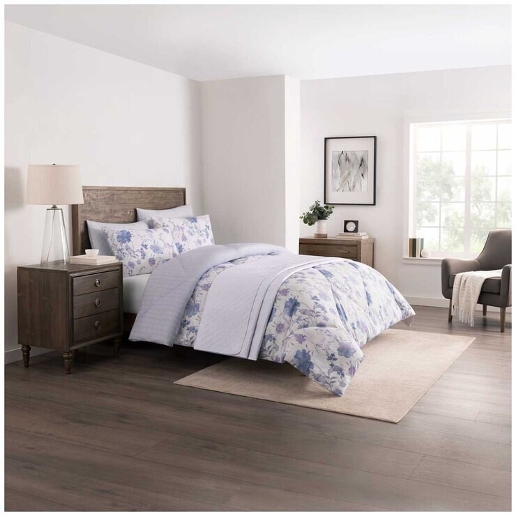 ADORN HOME Comforter King 6 Piece Set Irving Cool NB: no packaging