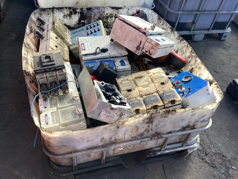 Assorted Electrical Components