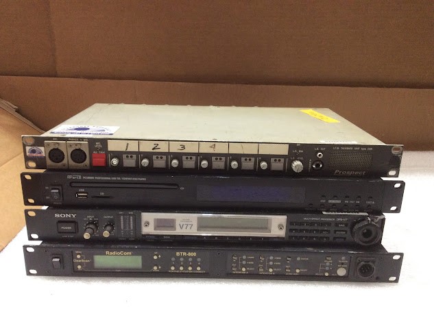 Telex RadioCom BTR-800 Wireless Intercom Base Station&Sony V77 Sound
