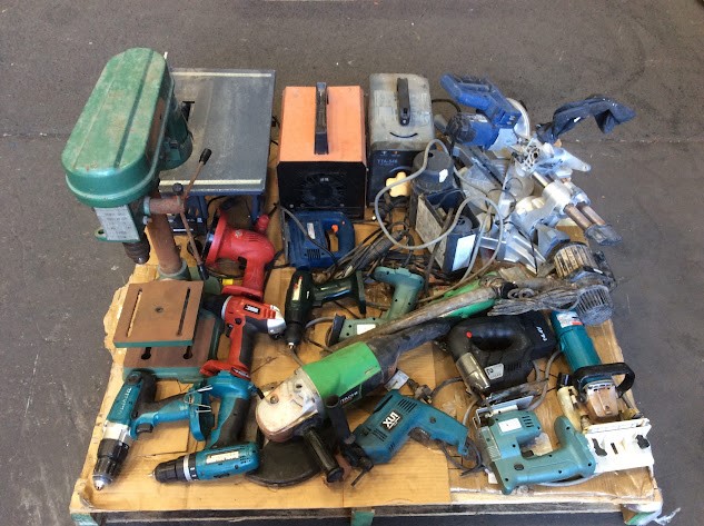 Makita/Hitachi Mixed Brand and Model Electric Drills/Saws/Power Tools