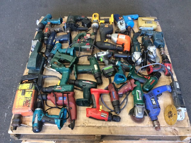 Ozito/Bosch/GMC/Ryobi Mixed Brand and Model Electric Drills/Power Tools